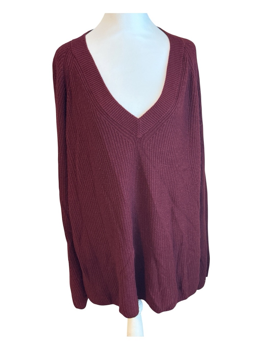 Banana Republic Slouchy Deep Burgundy V-Neck Knit Sweater